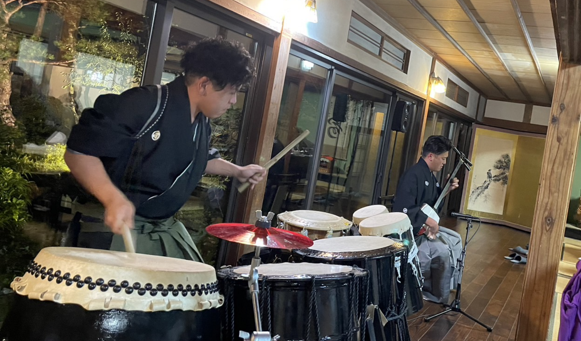 Tsugaru Shamisen × Japanese drums